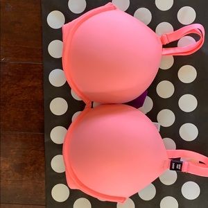 PINK were everywhere super push-up